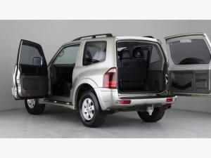 Mitsubishi Pajero 3500i 3-Door automatic - Image 23