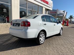 Volkswagen Polo Vivo sedan 1.4 Trendline - Image 2