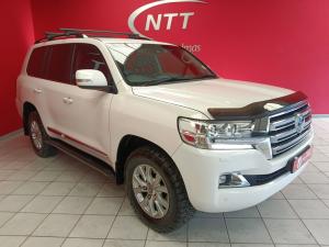 2017 Toyota Land Cruiser 200 V8 4.5D VX-R automatic