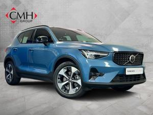 2024 Volvo XC40 B4 Plus Dark