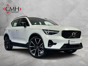 2024 Volvo XC40 B4 Ultimate Dark