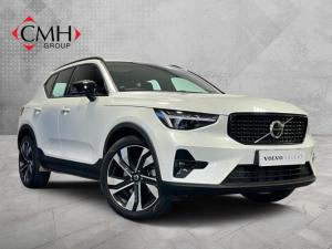 2024 Volvo XC40 B4 Ultimate Dark