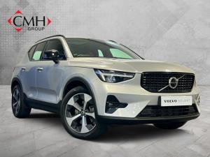 2024 Volvo XC40 B3 Plus Dark