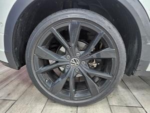 Volkswagen T-Roc 2.0TSI 4Motion R-Line - Image 5