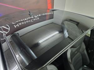 Volkswagen T-Roc 2.0TSI 4Motion R-Line - Image 3