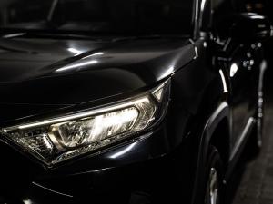 Toyota RAV4 2.5 VX AWD - Image 17