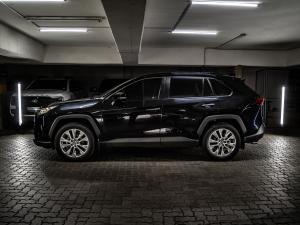Toyota RAV4 2.5 VX AWD - Image 2