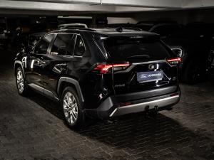 Toyota RAV4 2.5 VX AWD - Image 3