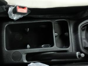 Renault Triber 1.0 Express panel van - Image 15