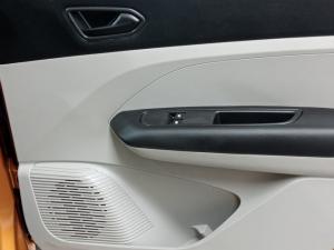 Renault Triber 1.0 Express panel van - Image 11