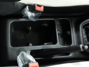 Renault Triber 1.0 Express panel van - Image 15