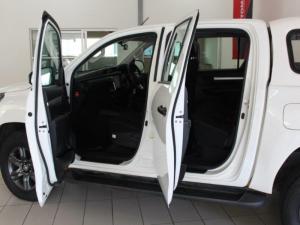 Toyota Hilux 2.4 GD-6 Raider 4X4D/C - Image 8