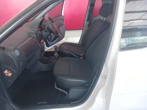 Nissan NP200 1.6i safety pack (aircon) - Image 9