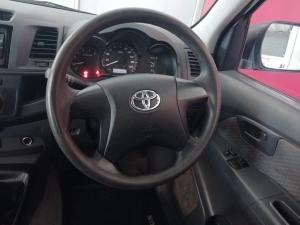Toyota Hilux 2.5D-4D 4x4 SRX - Image 11