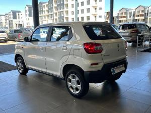 Suzuki S-Presso 1.0 GL manual - Image 5