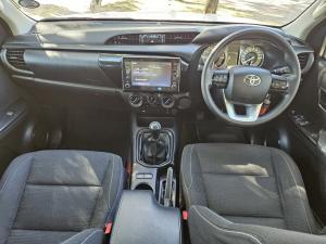 Toyota Hilux 2.4GD-6 Xtra cab Raider manual - Image 6