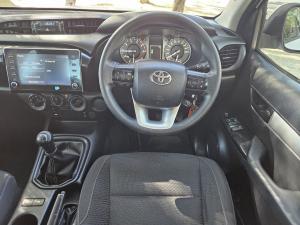 Toyota Hilux 2.4GD-6 Xtra cab Raider manual - Image 12
