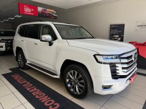 Toyota Land Cruiser 300 3.5T ZX - Image 1