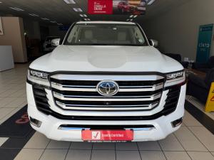 Toyota Land Cruiser 300 3.5T ZX - Image 4
