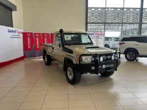 Toyota Land Cruiser 79 4.5D-4D V8 single cab LX - Image 1