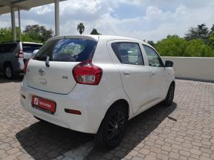 Toyota Vitz 1.0 XR manual - Image 2