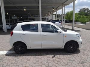 Toyota Vitz 1.0 XR manual - Image 3