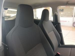 Toyota Vitz 1.0 XR AMT - Image 17