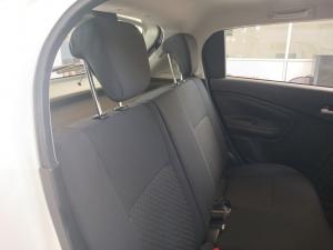 Toyota Vitz 1.0 XR AMT - Image 18