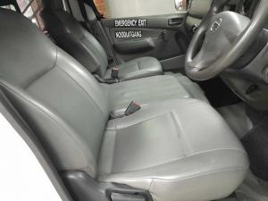 Nissan NV350 2.5 16 Seat Impendulo - Image 11
