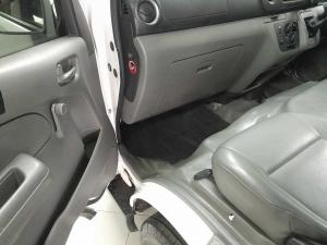 Nissan NV350 2.5 16 Seat Impendulo - Image 18
