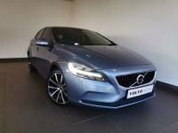 Thumbnail Volvo V40 D3 Momentum
