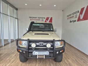 Toyota Land Cruiser 79 4.5D-4D V8 double cab LX - Image 4