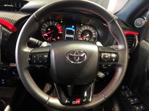 Toyota Hilux 2.8GD-6 double cab 4x4 GR-Sport - Image 8