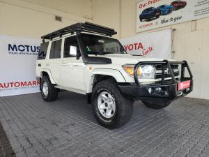 Toyota Land Cruiser 76 4.5D-4D V8 station wagon LX - Image 1