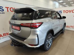 Toyota Fortuner 2.4GD-6 auto - Image 2