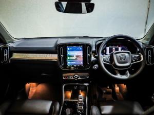 Volvo XC40 B4 Plus Dark - Image 14