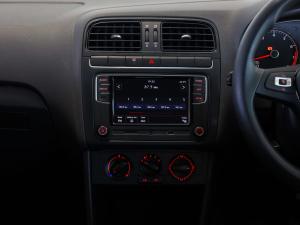 Volkswagen Polo Vivo hatch 1.4 Comfortline - Image 15