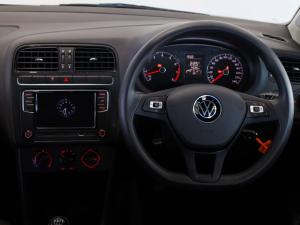 Volkswagen Polo Vivo hatch 1.4 Comfortline - Image 7