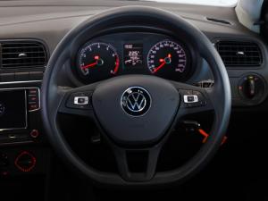 Volkswagen Polo Vivo hatch 1.4 Comfortline - Image 8