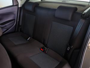 Volkswagen Polo Vivo hatch 1.4 Comfortline - Image 11