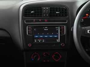 Volkswagen Polo Vivo hatch 1.4 Comfortline - Image 10