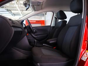 Volkswagen Polo Vivo hatch 1.4 Comfortline - Image 11