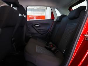 Volkswagen Polo Vivo hatch 1.4 Comfortline - Image 12
