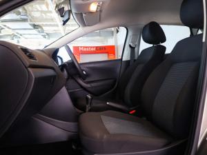 Volkswagen Polo Vivo hatch 1.4 Comfortline - Image 12