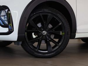 Volkswagen Taigo 1.0TSI R-Line - Image 5