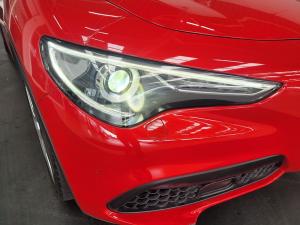 Alfa Romeo Stelvio 2.0T Super Q4 - Image 9