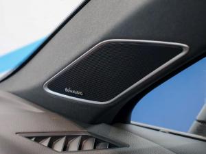 Volkswagen Touareg V6 TDI Executive R-Line - Image 23