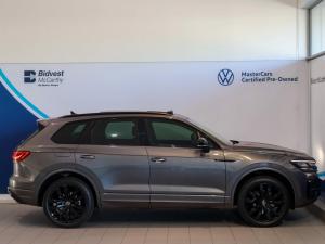 Volkswagen Touareg V6 TDI Executive R-Line - Image 8