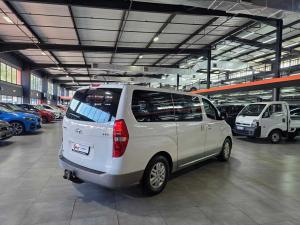 Hyundai H-1 2.5 Crdi A/T/ 2.5 Elite automatic - Image 6