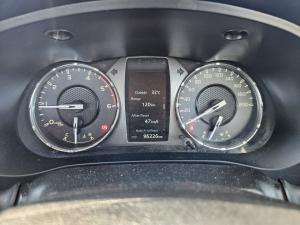 Toyota Hilux 2.4GD-6 Xtra cab Raider manual - Image 11